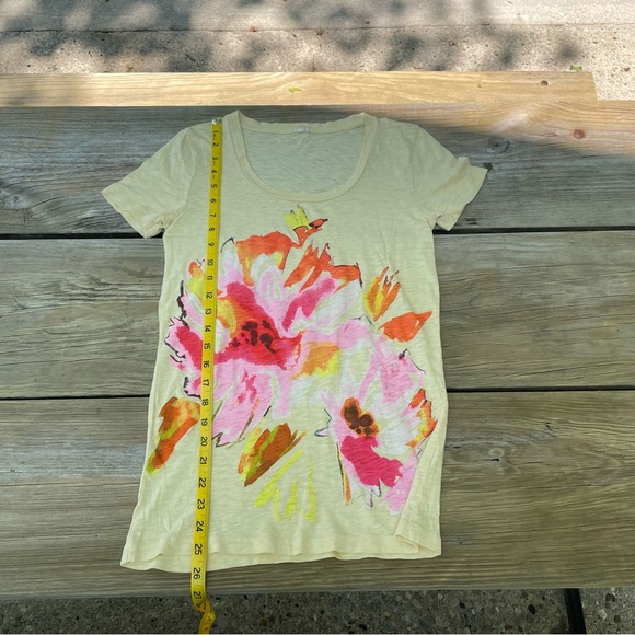 J crew floral yellow t-shirt - Picture 7 of 9